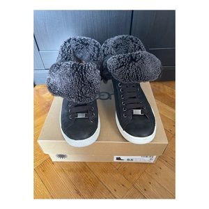 UGG Women's STARLYN Sneaker